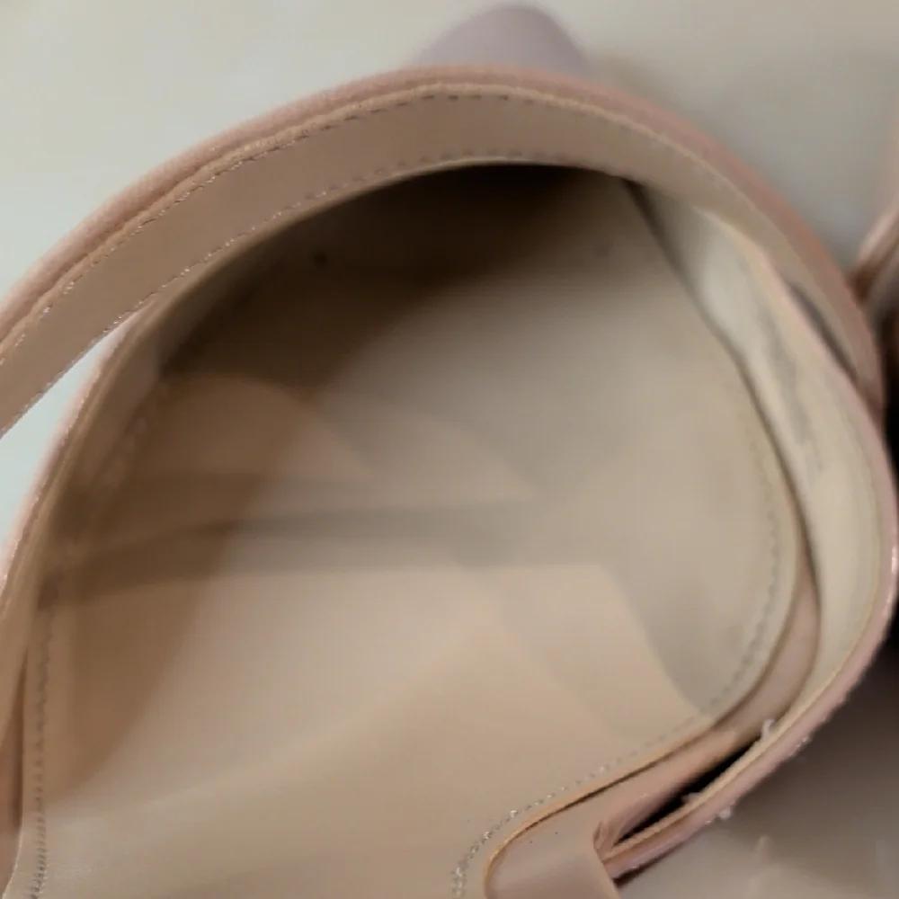 Nude Vince Camuto VP CHELLIE Strappy Heels